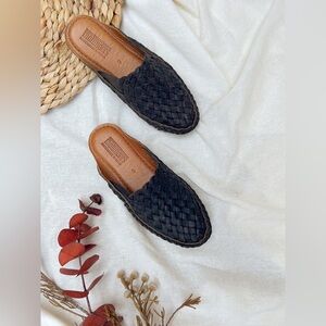 Mohinders Black Leather Slip-On Shoes